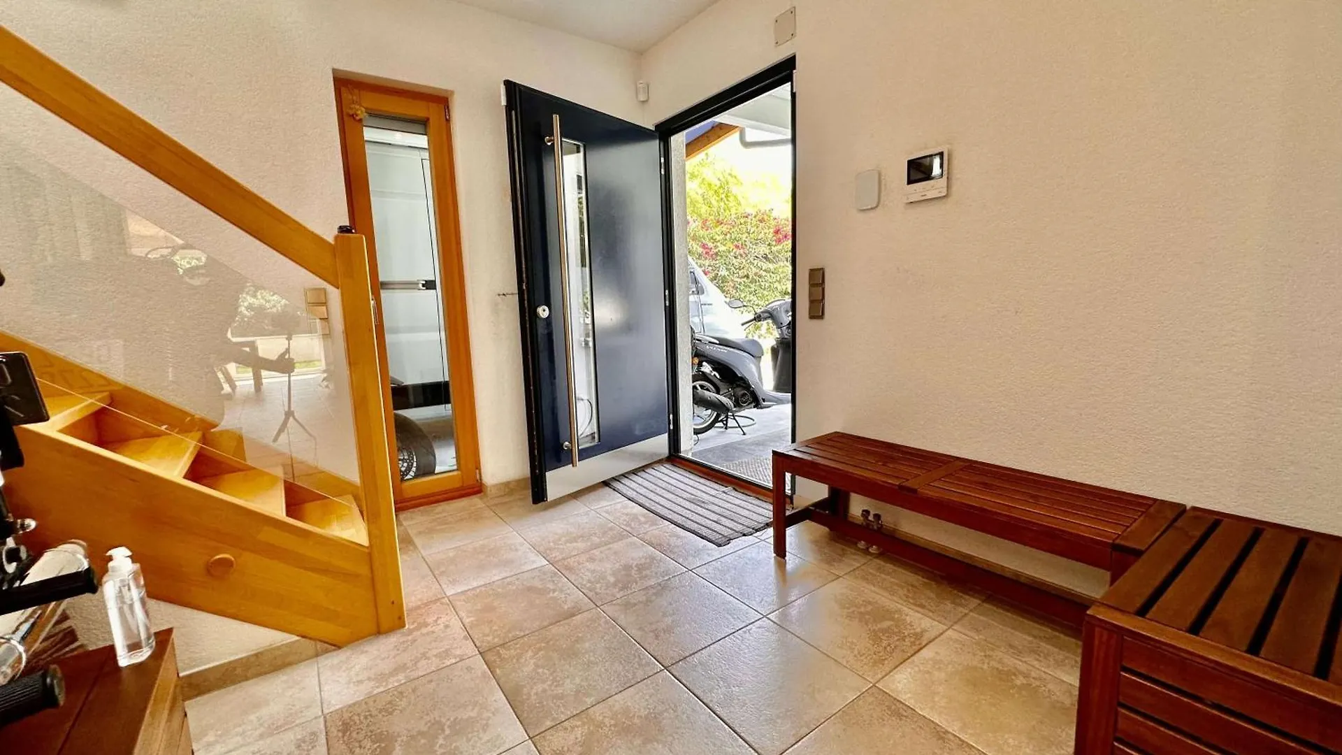 Sparrow Villa In Residential Area By Hlclub Agency Vilanova i la Geltru